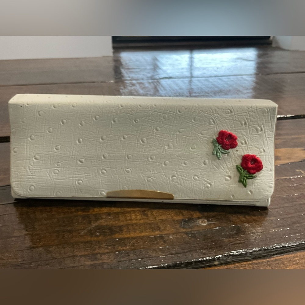 Vintage Faberge Princess Marcella Borghese Collectible Nail and Lips Case White